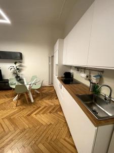 Renovated apartment in the most exclusive area of Turin