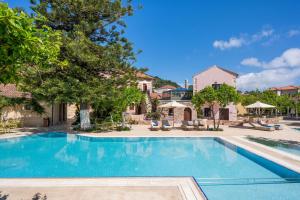 Spilia Village Hotel & Villas