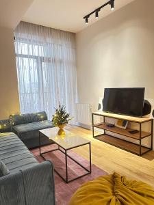 SkyView Apartment Isani - City&TV Tower View