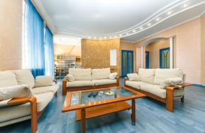 Three bedroom, 8 Lyuteranska str, Centre of Kiev