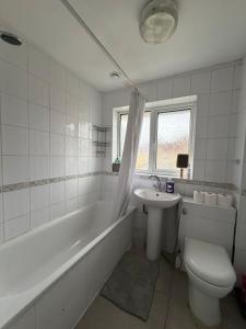 Furnished 2 bedroom house in Headington