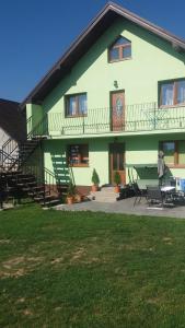 Triple Room with Private Bathroom room in Homestay Renata