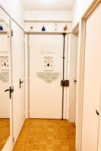 Tour Eiffel studio apartment