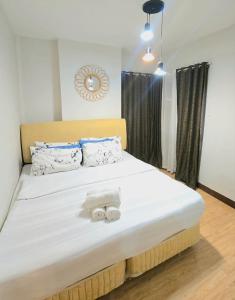 Elegant 1BR at Mesaverte, Free Pool for 3, WiFi and Netflix