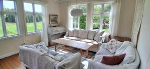 Charming house with kayaks, 300m from the sea on Orust SE09139