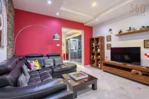 Sunlit Rabat Maisonette with Private Terrace & BBQ by 360 Estates