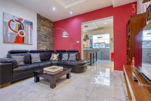 Sunlit Rabat Maisonette with Private Terrace & BBQ by 360 Estates