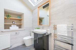 Royal Oak Barn - Cartmel, Sleeps 8 NEW