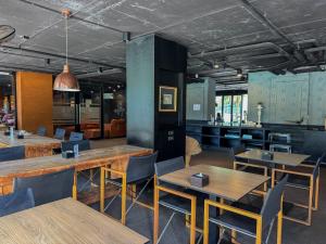 Comfortable 1 bdr Kamala City Gate