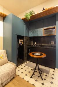 1 minuto da Praia de Copacabana - PF714