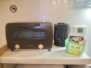 Grand Opening Sale!!! 関西空港近く-JR日根野駅前-貸切一軒家 Entire House Near Kansai Airport-The Palm Guest House