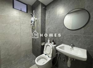 C180 Trader Park 2BR Warm Cozy Free Carpark #C8