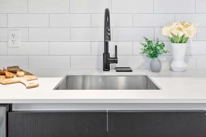 MVR - 11K Guests Say This Is Miami-s Best Stay