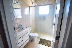 Confortável AP próximo ao parque e praias