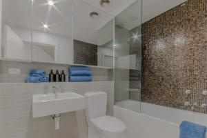 Azul Lane - Double Story APT - 3B2B & Free Parking