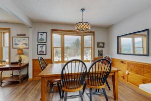 Robbins Mountain Retreat