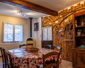 Au Cœur Du Pays Cathare