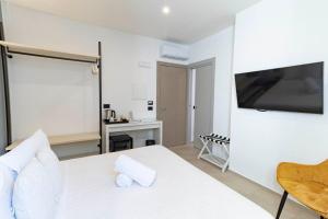 Sardinian Days - Jacuzzi Suites & Rooms