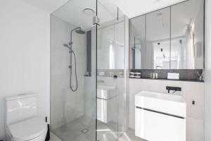 Nordic City Apt Q Bed Big Balcony City Views