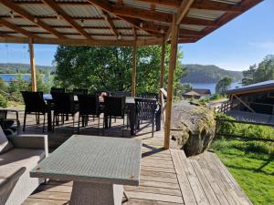 Large villa near the lake with rowing boat SE09131