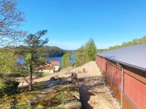 Large villa near the lake with rowing boat SE09131