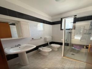 Nice apartment near the sea