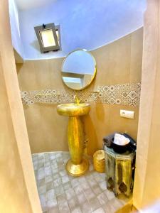 Riad Oum h&N