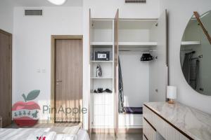 Lux 1BR Direct access to Dubai Marina 4 people