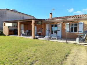 Face à la Citadelle - Jardin & Parking privé