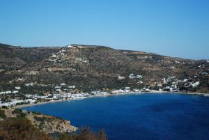 Giannakas Studios Sifnos Greece