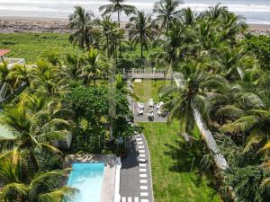 Luxury Beachfront in Playa Tivives, Puntarenas with Ocean Views,Pool