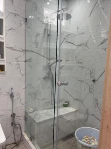 Apartment with piscine