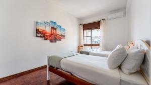 Cosy 3Bdr Flat near University by LovelyStay