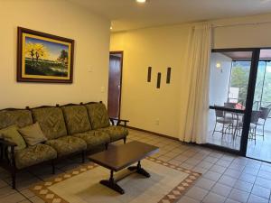 Apto c Churrasq. a 400 m da Praia ERR0104