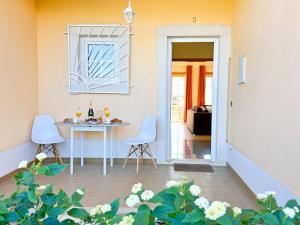 Balaia Poolside House with Sea View by BeCherish