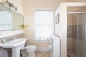 Curry House - Rooms 3 & 4