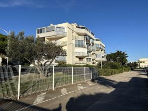 Appt confortable 4 pers avec terrasse et parking, proche Seaquarium - FR-1-250-294