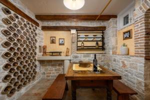 Villa Lipa for 8 persons near Pula with 41 m2 heated pool, beautiful garden, sauna & kids playground