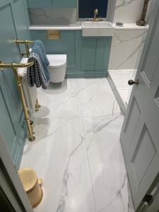 61 garret Mansion W2