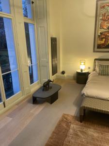 61 garret Mansion W2