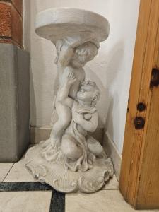 Florence Alfani Apartment