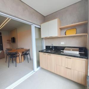 Apart Studio Lindíssimo confortável e moderno no Itaguá