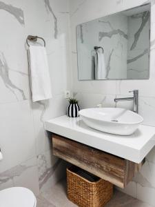 Luxury Penthouse With Jacuzzi La Strada