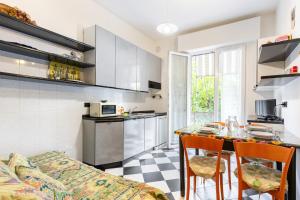 Hostdomus - Bilocale sul borgo