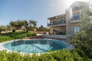 Villa Lavidona by PosarelliVillas