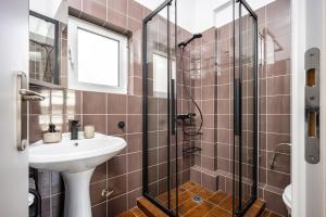 Penthouse in Koukaki with Acropolis view