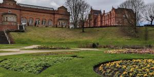 Spacious 6BR Home with Ensuite Perfect for Groups Stays