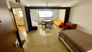 Hermanos Gutierrez II