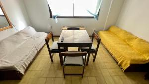 Hermanos Gutierrez II