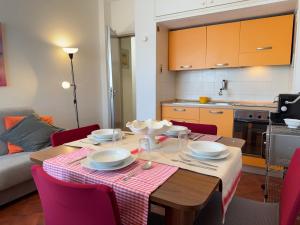 7 min from the sea, close to the historic centre